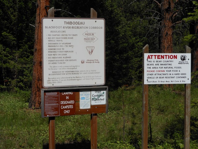 picture showing Regulation signage at entrance to the site.