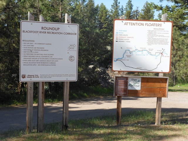 picture showing Regulation & map sign of Blackfoot Recreation Corridor.