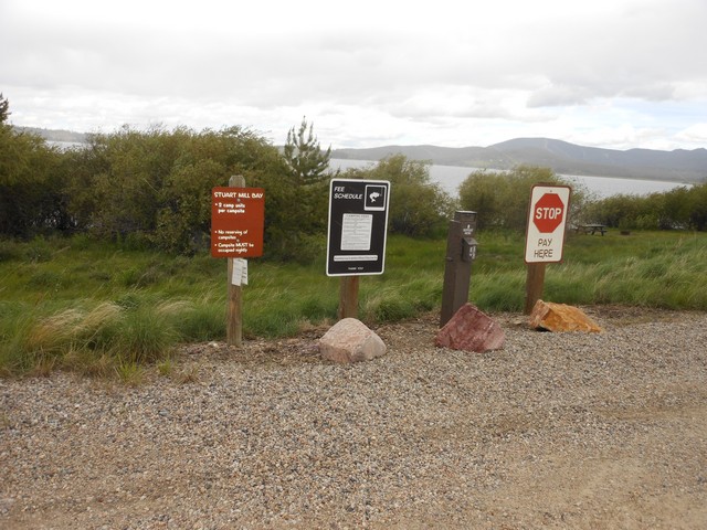 picture showing Typical pay station at FWP fishing access site.