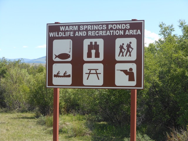 picture showing Entrance area signage.