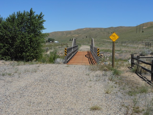 picture showing Bike/pedestrian trail from the Rookery Unit.