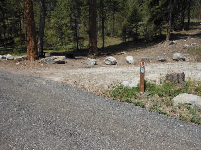 picture showing Accessible campsite # 17.