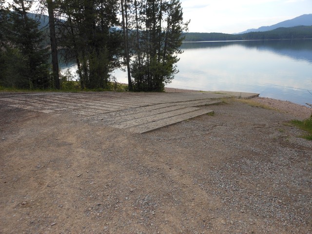 picture showing Boat launch area.  Ramp has a max slope of 17%.