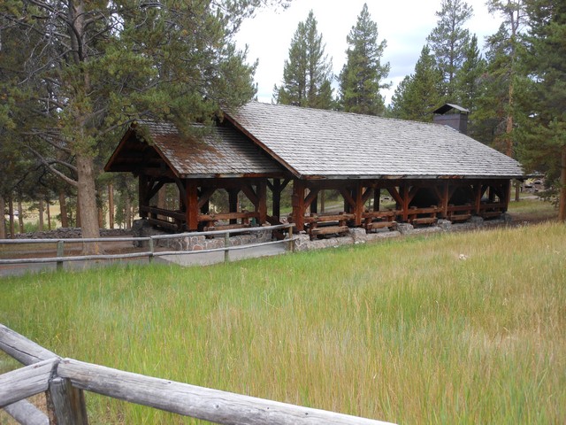 picture showing Large picnic shelter.