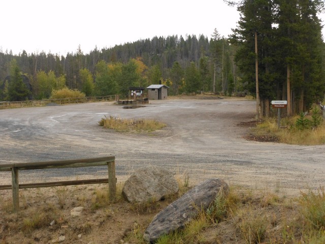 picture showing Homestake trail-head for motorized use.