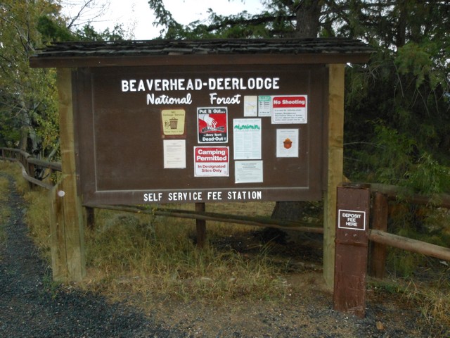 picture showing Kiosk & self-pay station.