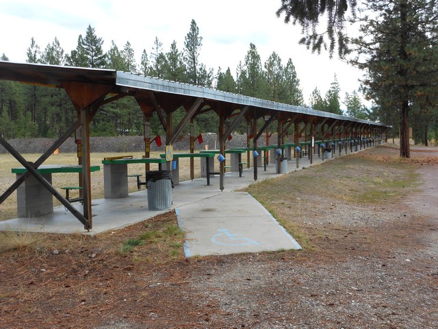 picture showing Shooting ports on public range.