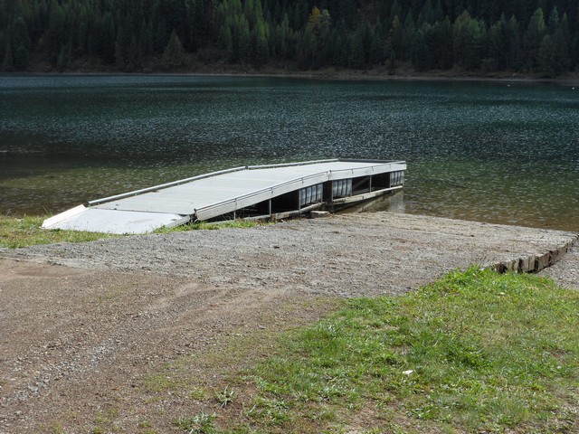 picture showing Boat launch area with dock and ramp.