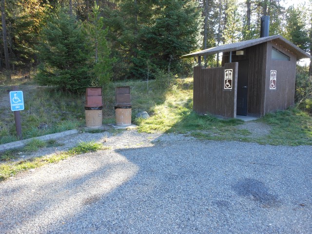 picture showing Accessible parking & latrine in the boat launch area.