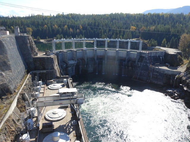 picture showing View of the Cabinet Gorge Dam.