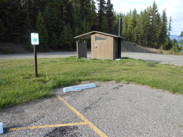 picture showing Accessible latrine & parking for the boat launch area.