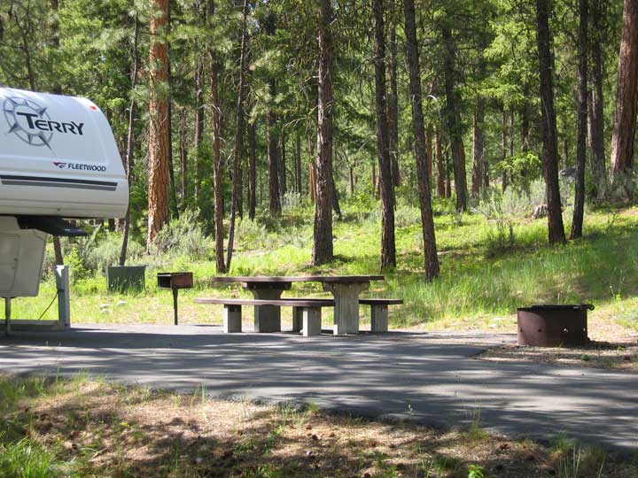 picture showing Accessible RV Campsite #2 at Lake Como Lower Campground.